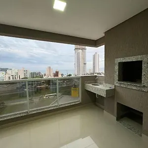 apt-apartamento-390m-do-mar.santa-catarina-brasil.com/